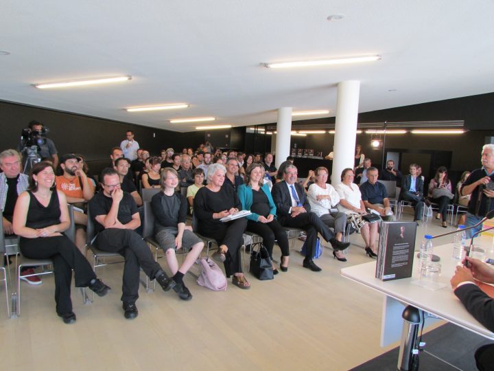 apresentao luis de matos 18 Custom